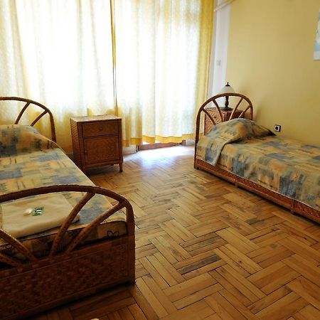 Family Hotel Prolet Shumen Exterior photo